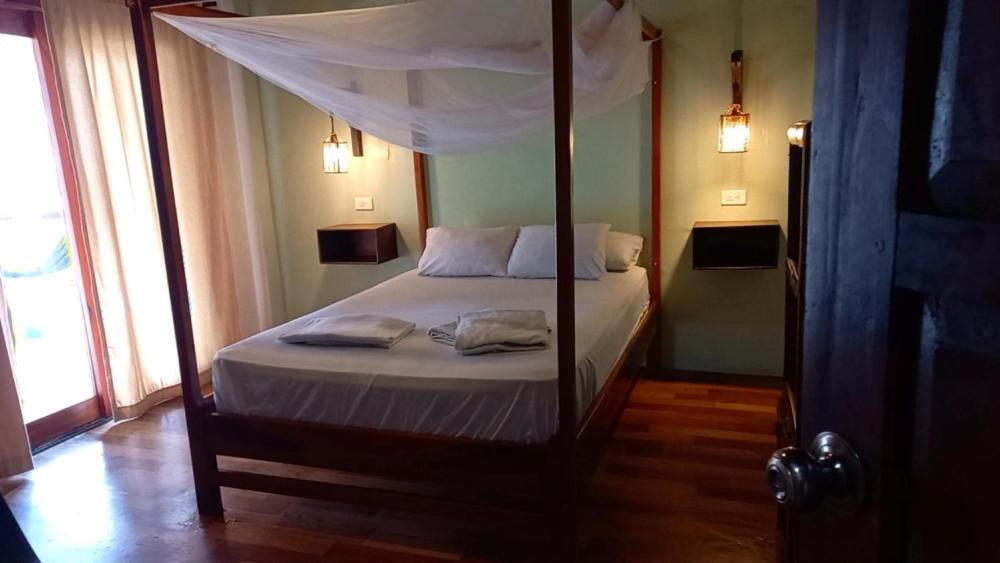 Sapa Inka Hostel Montanita Ngoại thất bức ảnh